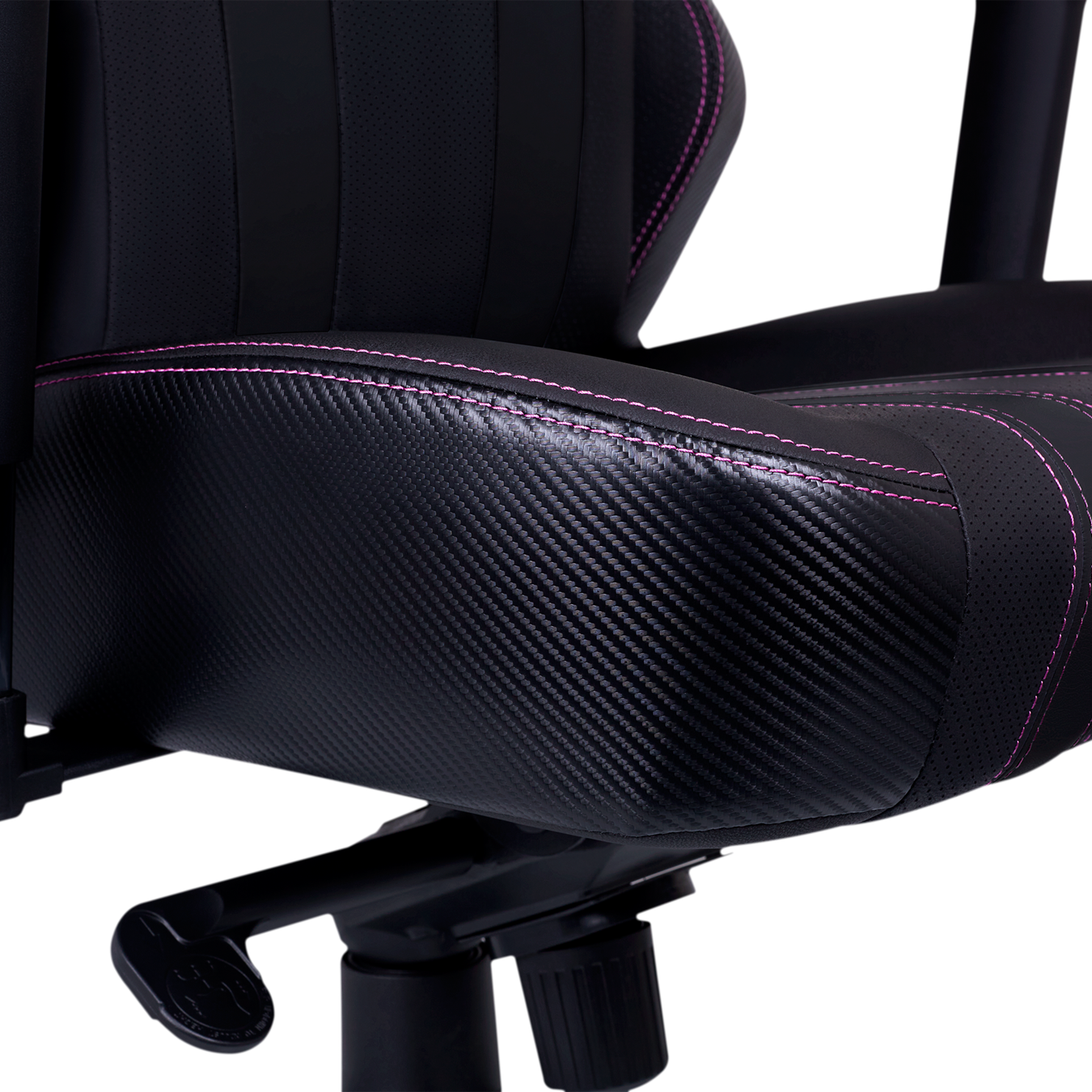 Caliber X2 Black - Close Up - Seat