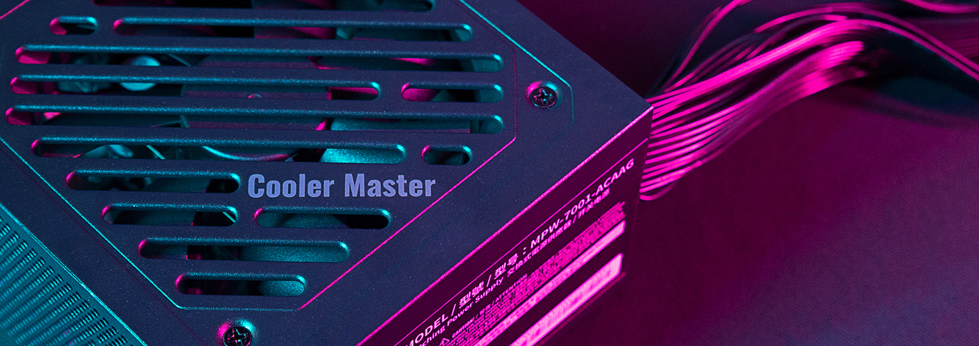 https://cdn.coolermaster.com/media/assets/1004/g-gold-section1-bg-1-bannerdesktop.png